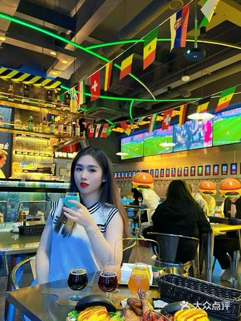 厦门|一口气炫30个水龙头的本土精酿餐吧️