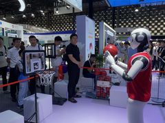 -东浩兰生上海世博展览馆