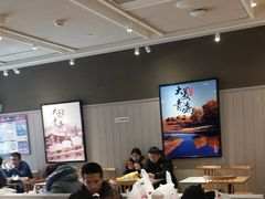 大堂-肯德基(格尔木世邦店)