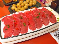 现切牛肉-谭鸭血老火锅(龙湖宝山天街店)