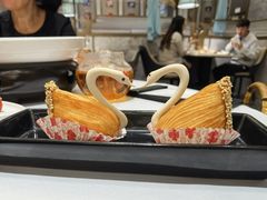 鲜果榴莲天鹅酥-陶陶居酒家(第十甫路总店)