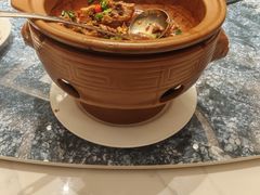 -荣誉海鲜酒楼(海湾店)