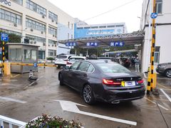 -上海外高桥汽车交易市场