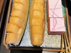 -铭牛烧肉·和牛海鲜自助(高新月牙湖店)
