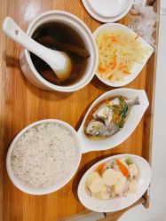 -爱妈月子会所(汕樟总店)