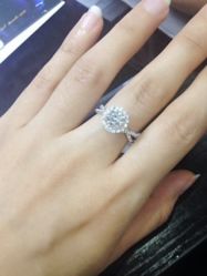 -威德钻石-克拉钻大本营(南京东路店)