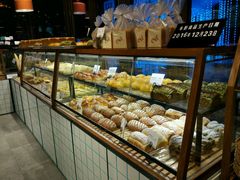 -Dough&Joe团憩(瑞虹天地月亮湾店)