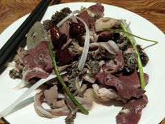 凉拌羊杂-清真吴记门钉肉饼·喜多利
