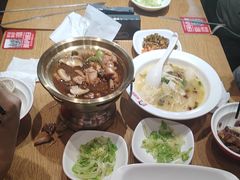 -南城香·饭香串香馄饨香(青年路店)