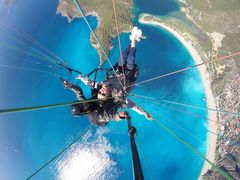 -费特希耶滑翔伞