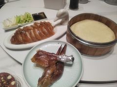 汴京果木烤鸭-梅利汴京烤鸭•开封豫菜地标店(东大街店)