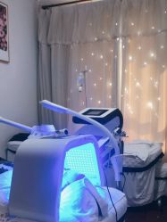 -美肤盾祛痘·问题肌头疗管理中心