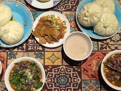 蒸包子-蒙亨·手把肉·蒙古包文化主题餐厅(天恒广场店)