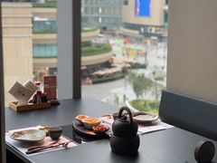 靠窗位-花潮料理艺食馆(成都万象城店)