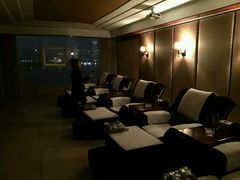 -金色印象·4K影院式足体养生(杨家坪西郊店)