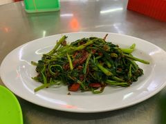 -明记烧鱼美味店