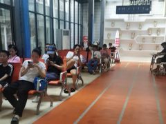 -奥冠体育华师附中恒温游泳馆