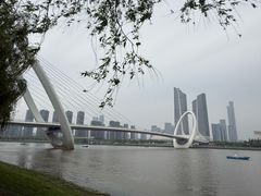 -南京眼步行桥