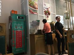 门面-潮粥荟·潮汕砂锅粥(朝阳大悦城店)