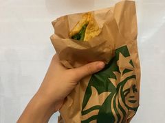 -星巴克(广州南站A18检票口楼上)