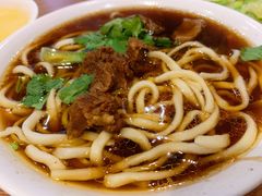 牛肉面-清真吴记门钉肉饼·喜多利