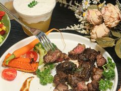 -mordew加州日记西餐&小酒馆(新天地店)