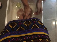 -莓园冰淇淋店
