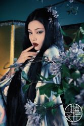 点击看大图 -持熹光年写真体验馆