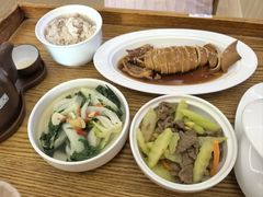 -雪梅月子中心(华侨城店)