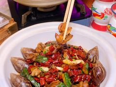 -霄汉牛三鲜湖北砂锅菜(万松园2店)