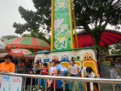 -顺德大良半月城游乐场