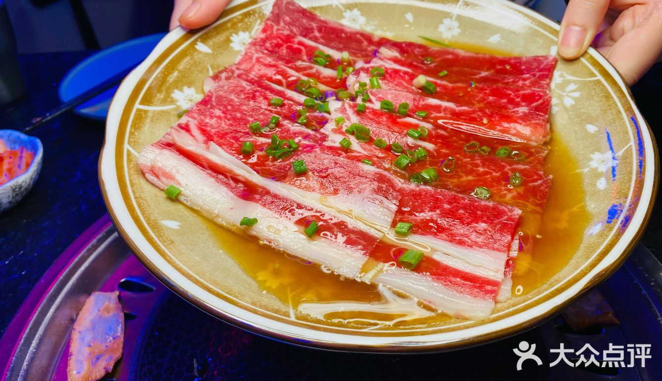 重庆探店｜国潮来袭‼️九街一家炫酷小众的宝藏烤肉店