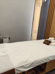 -雅曼妮spa美容养生
