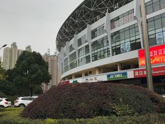 -源深体育中心-停车场