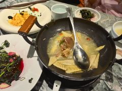 -披云云小馆·味道江湖(姚家园万象汇店)