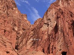 -天山神秘大峡谷