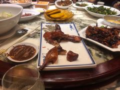 -蔼若春.传承三十年云南菜(金碧公园店)