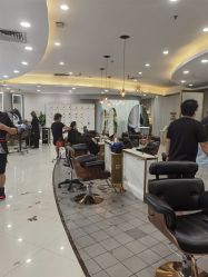 -八佰伴8008星级形象店