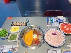 -生活如沸·顺德水牛奶火锅(人民广场店)