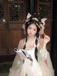 -一揽芳华汉服旗袍体验馆(拙政园店)
