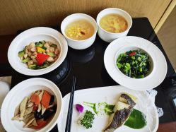 -金鹰国际月子中心(新街口店)