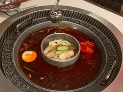 菌香鸳鸯锅-晓宇重庆火锅(赛格国际购物中心店)