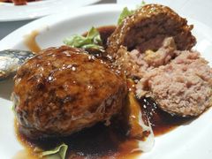 蛋黄狮子头-峨嵋酒家总店(车公庄店)