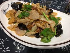 -旺角小渔村·海肠捞饭开创者(环山路店)