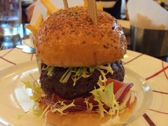 汉堡近拍-db Bistro & Oyster Bar by Daniel Boulud(滨海湾金沙店)