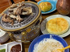 -蒙亨·手把肉·蒙古包文化主题餐厅(天恒广场店)