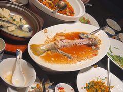-凤凰湘语·平价海鲜餐厅(浦东旗舰店)