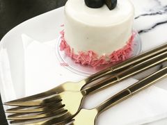 -UNI UNI(环亚凯瑟琳店)