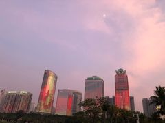 -万绿园