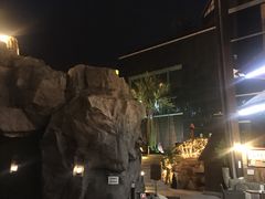 -裕龙汤泉